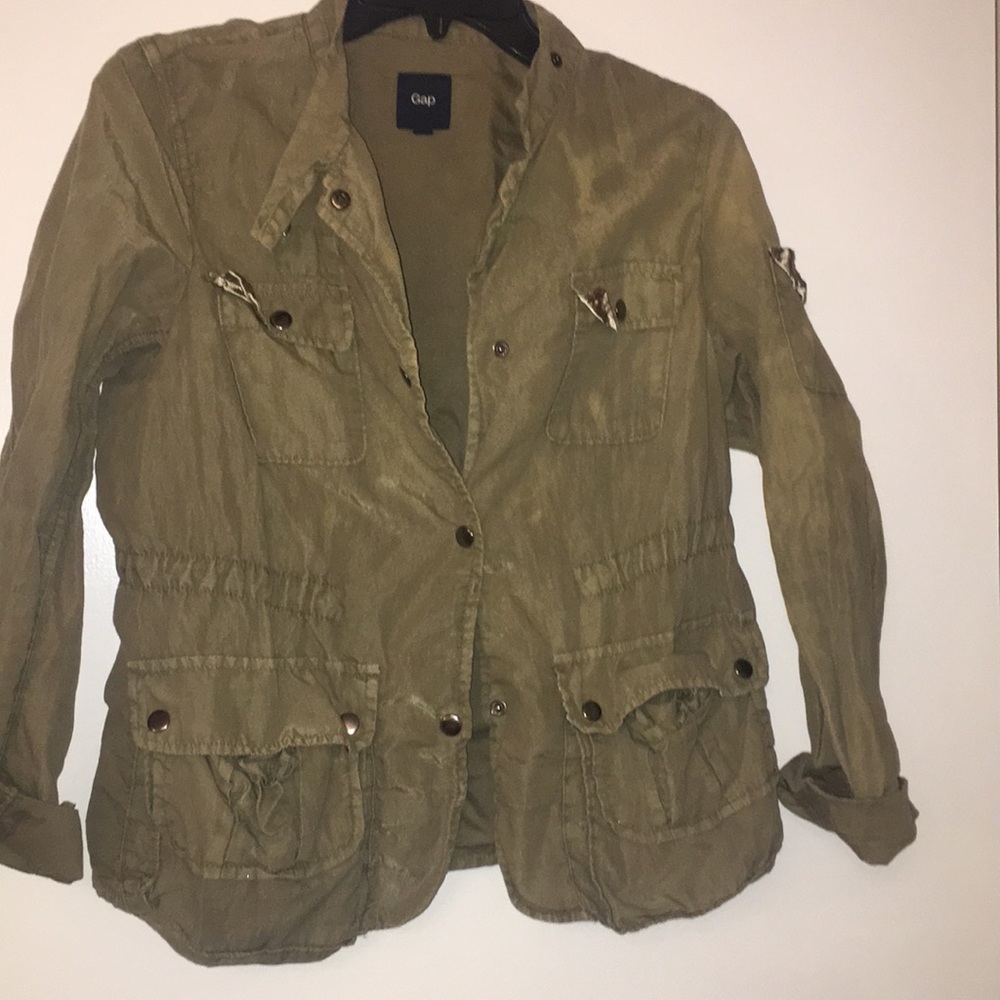 Gap utility snap closure jacket!